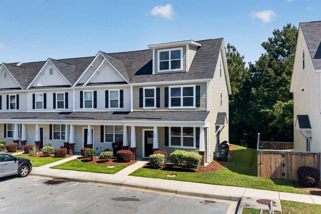 Photo of 194 Woodward Road, Goose Creek, SC 29445 (MLS # 26024025)