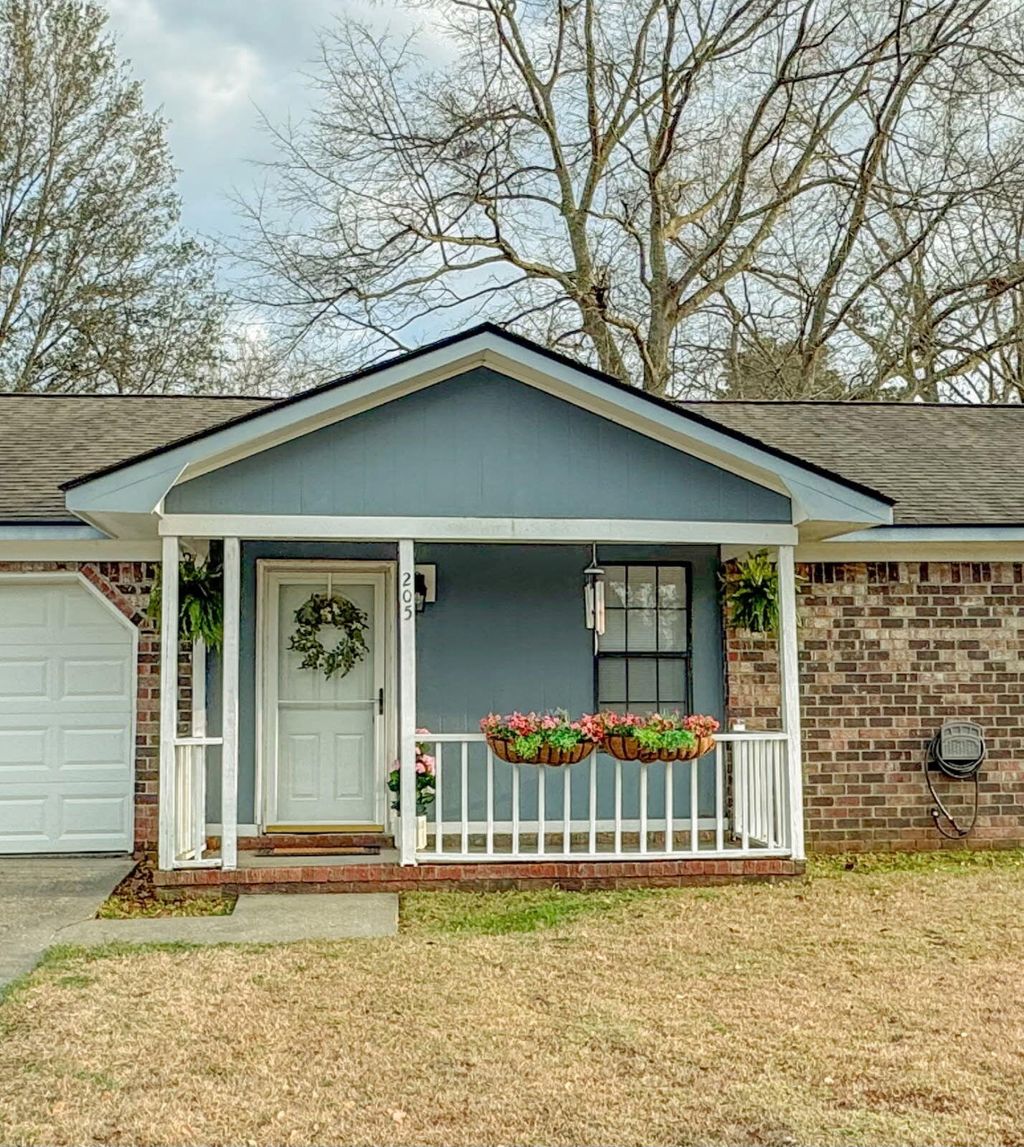 Photo of 205 Kentucky Drive, Ladson, SC 29456 (MLS # 26005033)