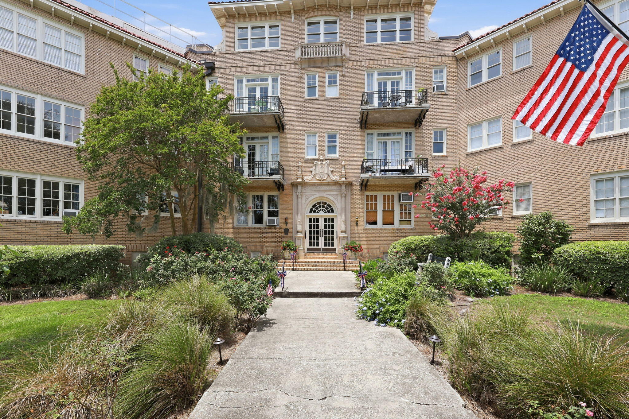 63 Rutledge Apt 26