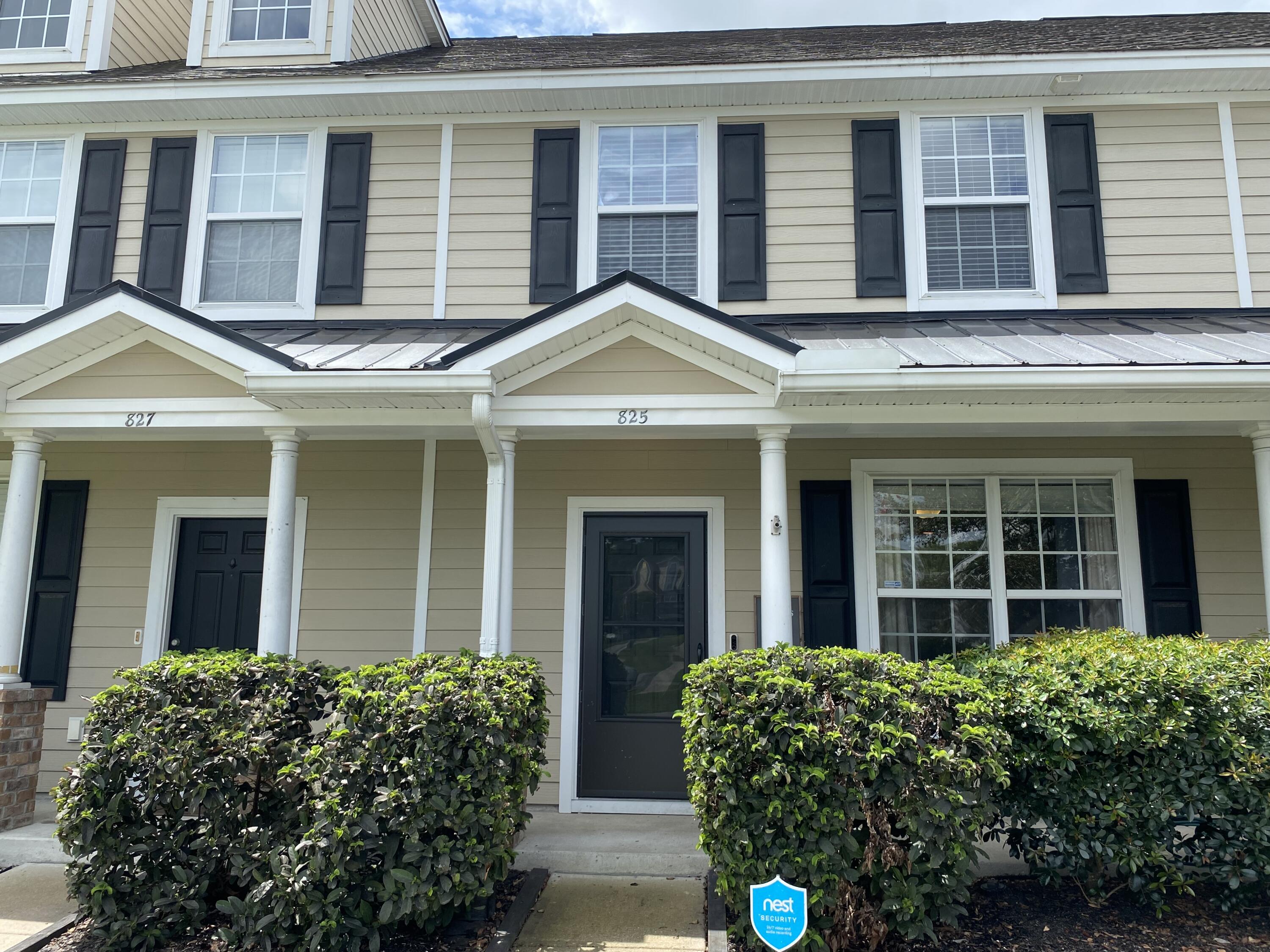 View Summerville, SC 29483 townhome