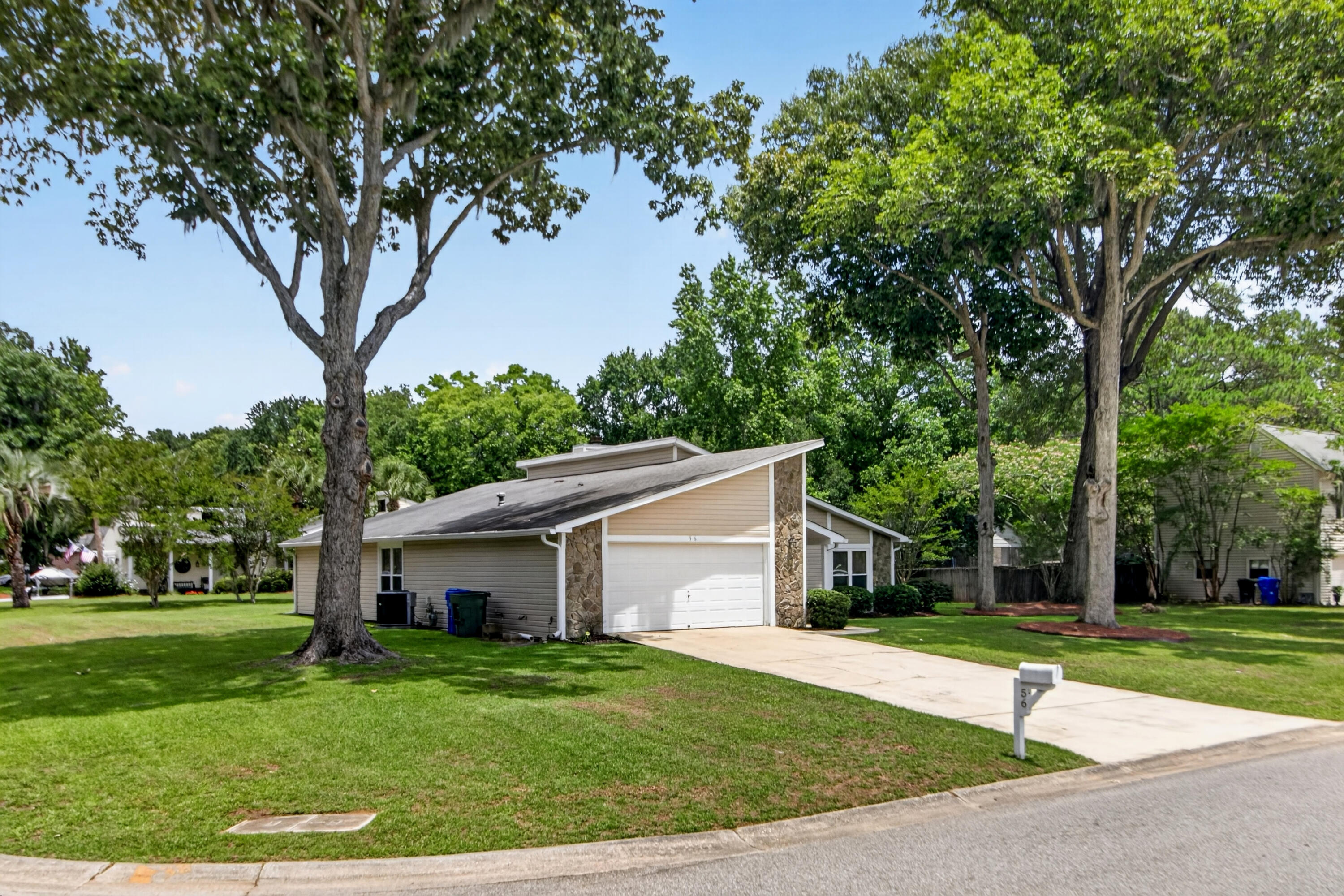 56 Shadowmoss Parkway