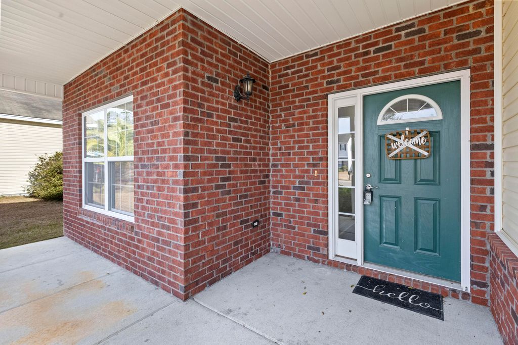 Photo of 285 Westbrooke Road, Summerville, SC 29486 (MLS # 26000643)