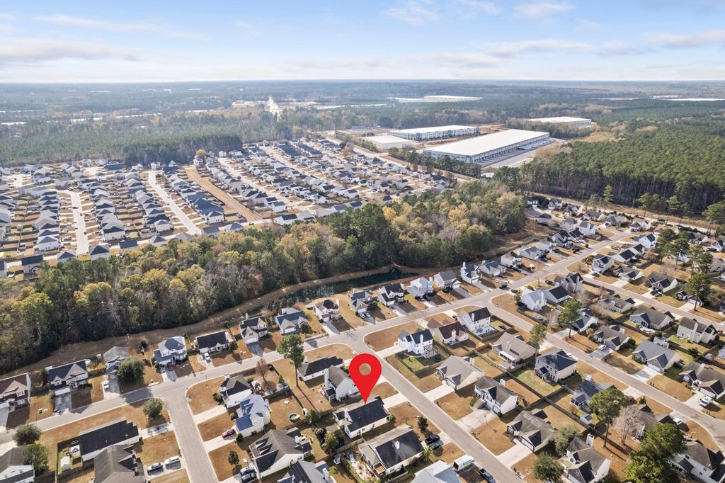 Photo of 285 Westbrooke Road, Summerville, SC 29486 (MLS # 26000643)