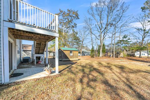 A home in North Charleston