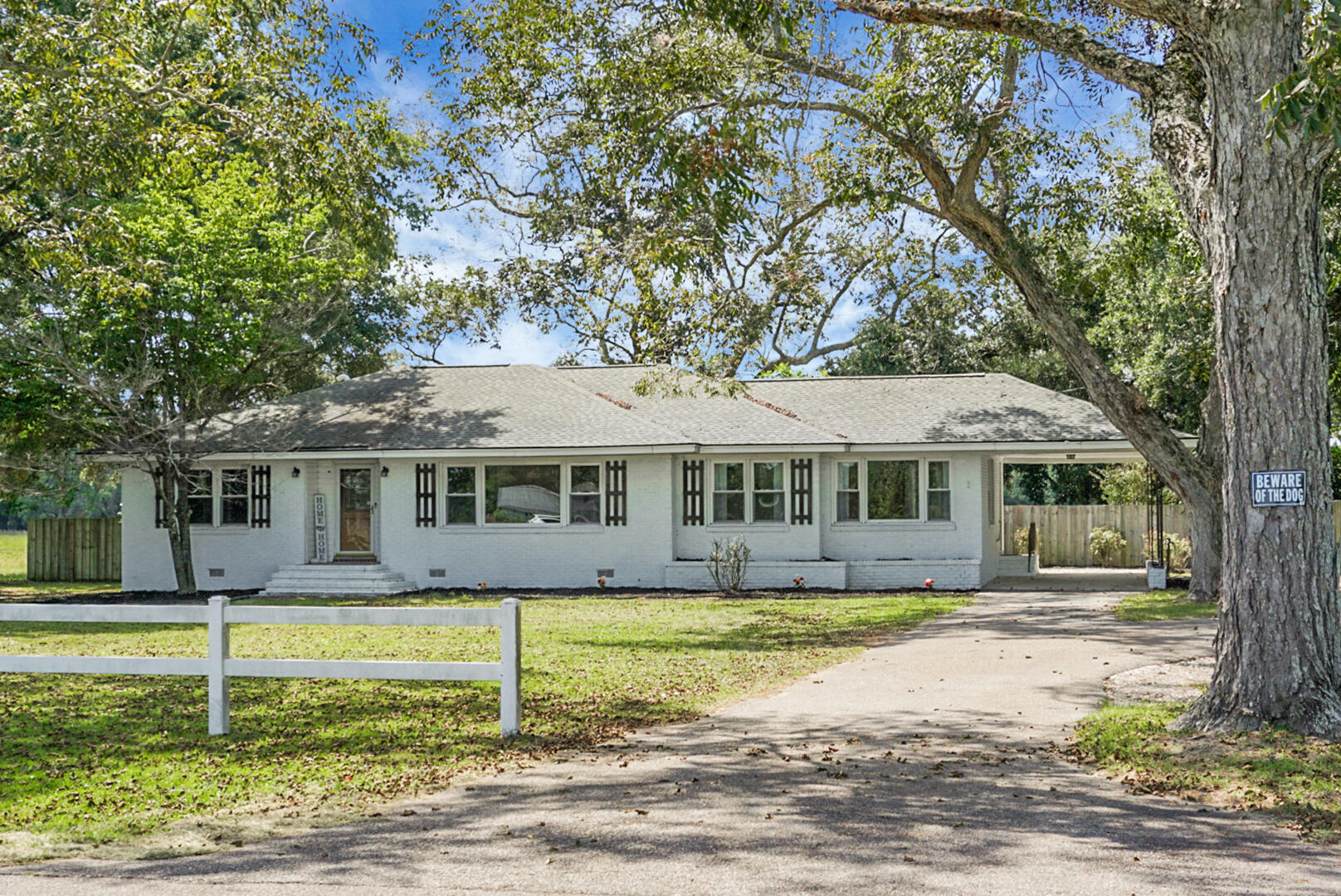 1758 Mendel Rivers Road