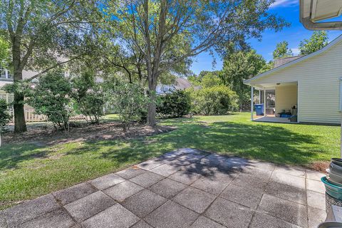 A home in North Charleston