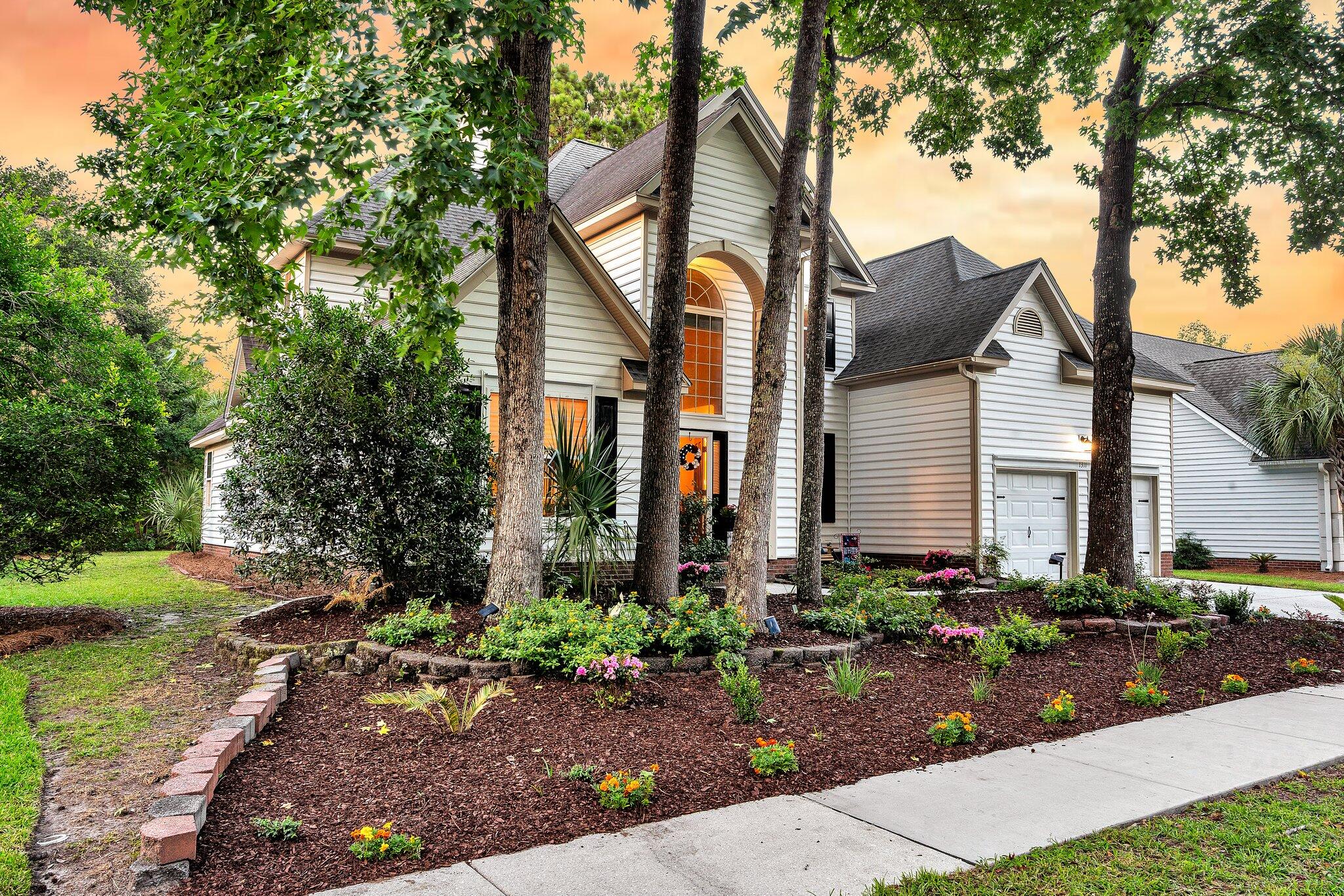 1311 Royal Links Drive