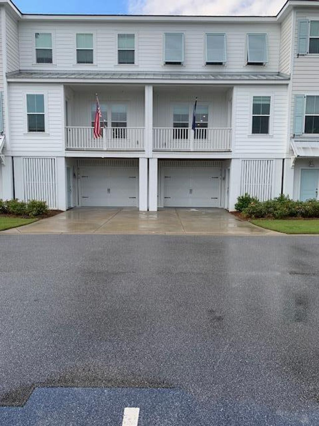 Photo of 812 Kings Oak Court #3, Charleston, SC 29492 (MLS # 25027715)