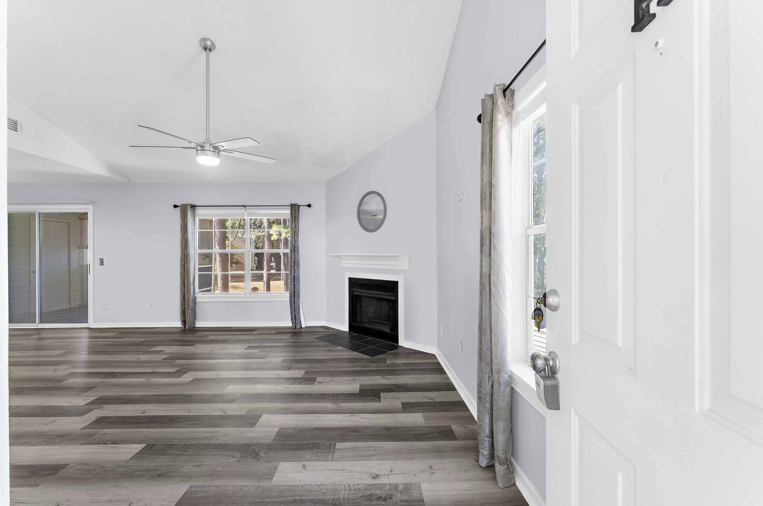 6231 Rolling Fork Road H (1208)