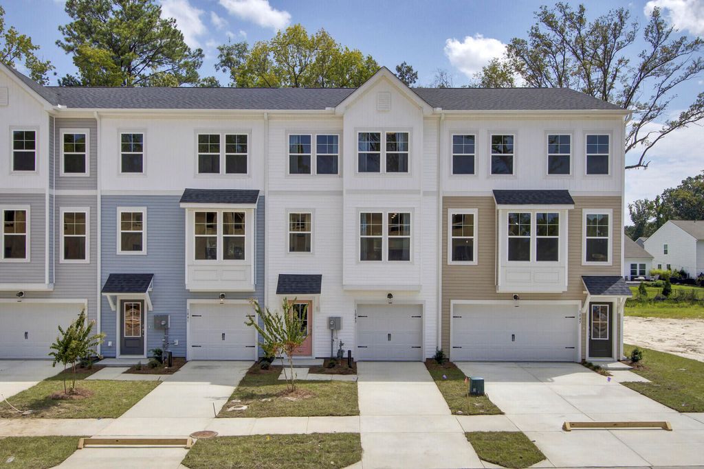 Photo of 430 Caledon Court, Johns Island, SC 29455 (MLS # 25026864)