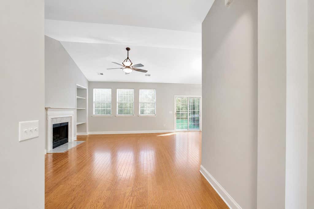 Photo of 1433 Coopers Hawk Drive, Hanahan, SC 29410 (MLS # 26021655)
