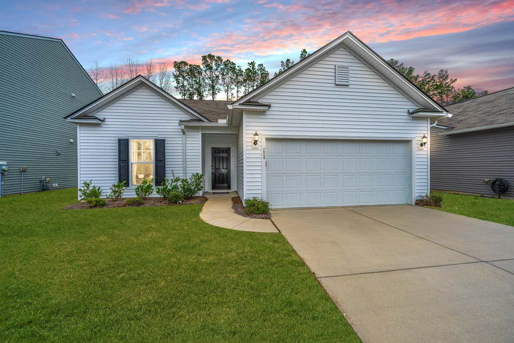 Photo of 224 Hayworth Road, Summerville, SC 29486 (MLS # 26020069)