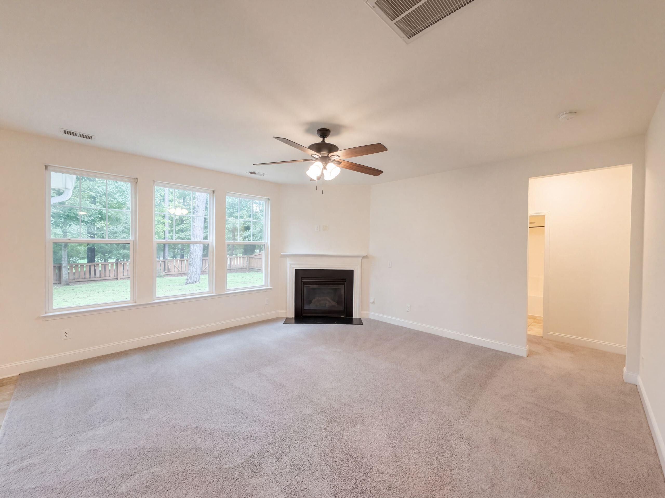 301 Freeland Way