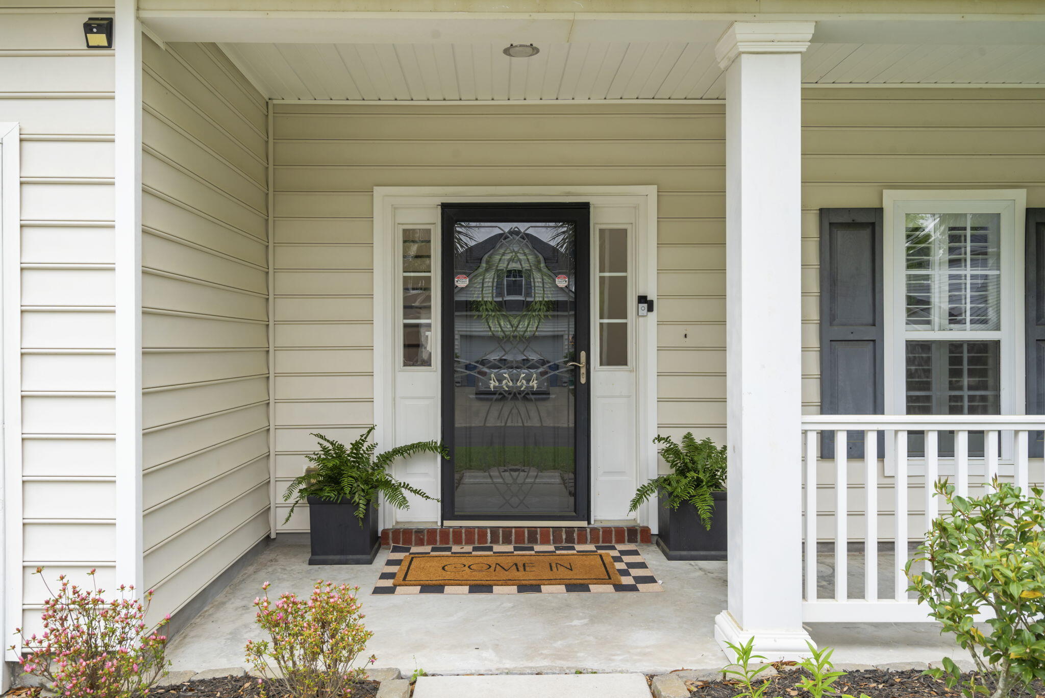 5254 Mulholland Drive