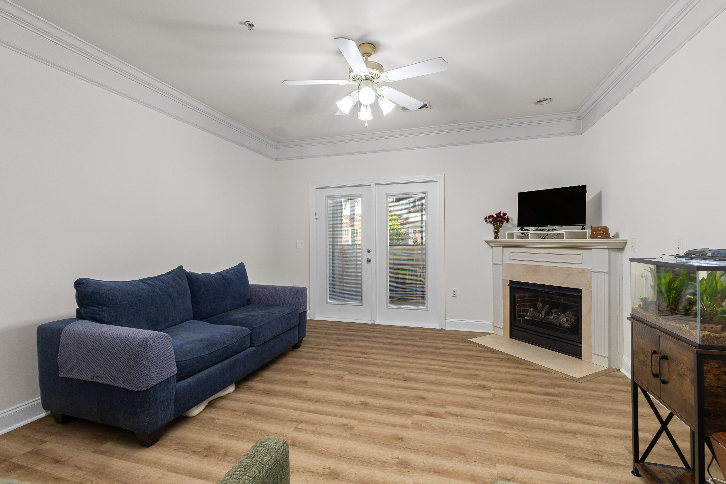 1025 Riverland Woods Place 606