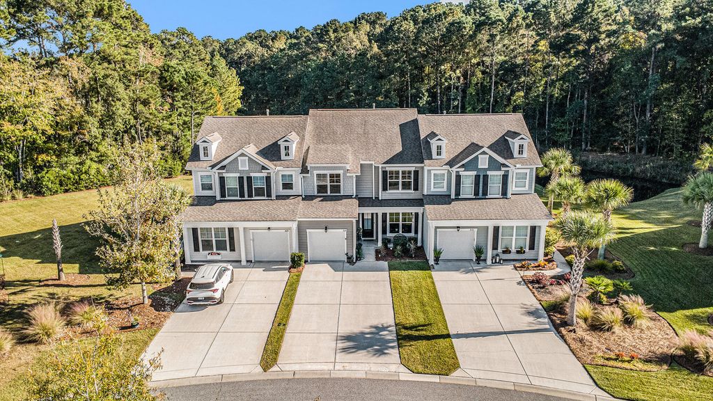 Photo of 2618 Kingsfield Street, Mount Pleasant, SC 29466 (MLS # 25030953)