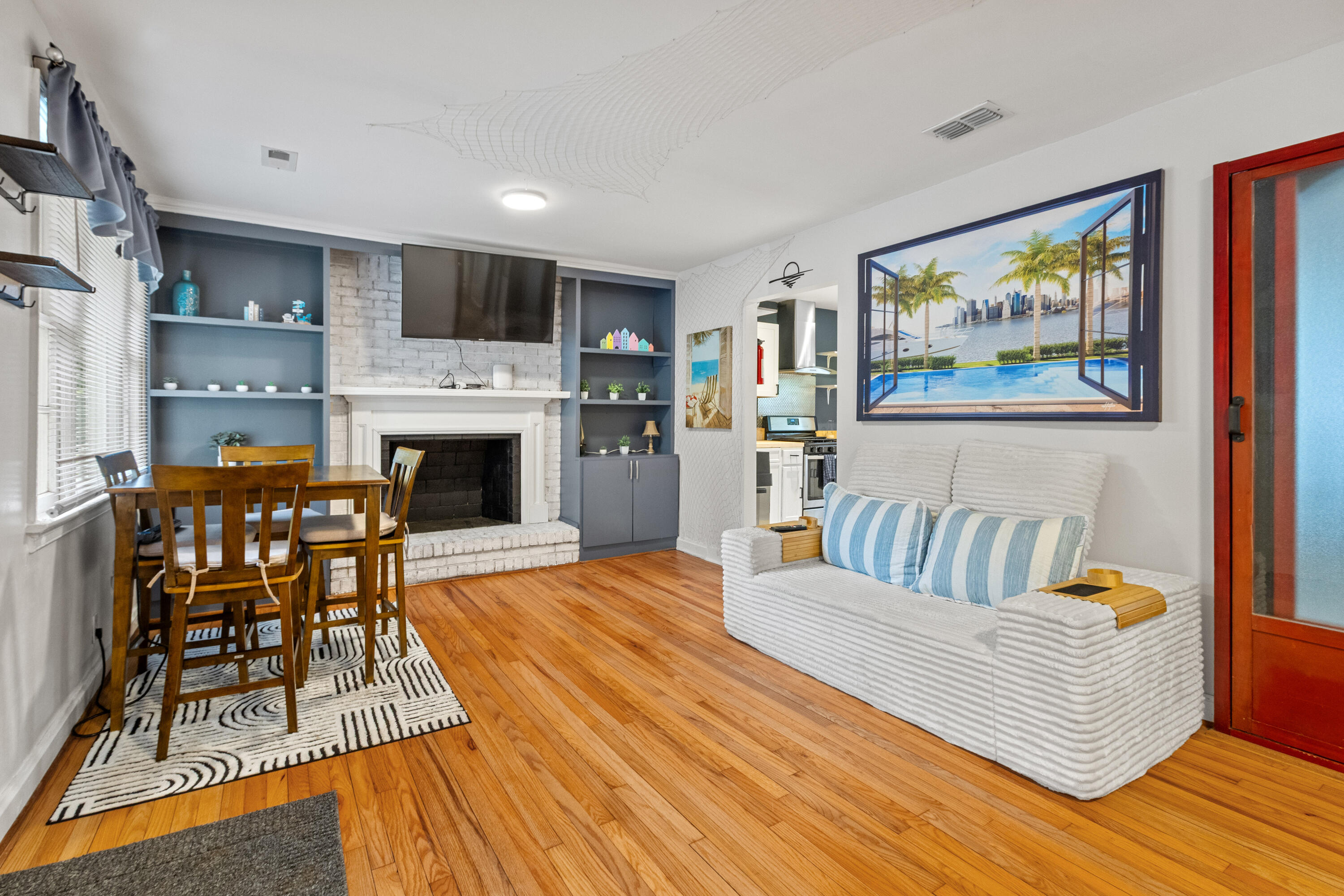 1135 Greenhill Road
