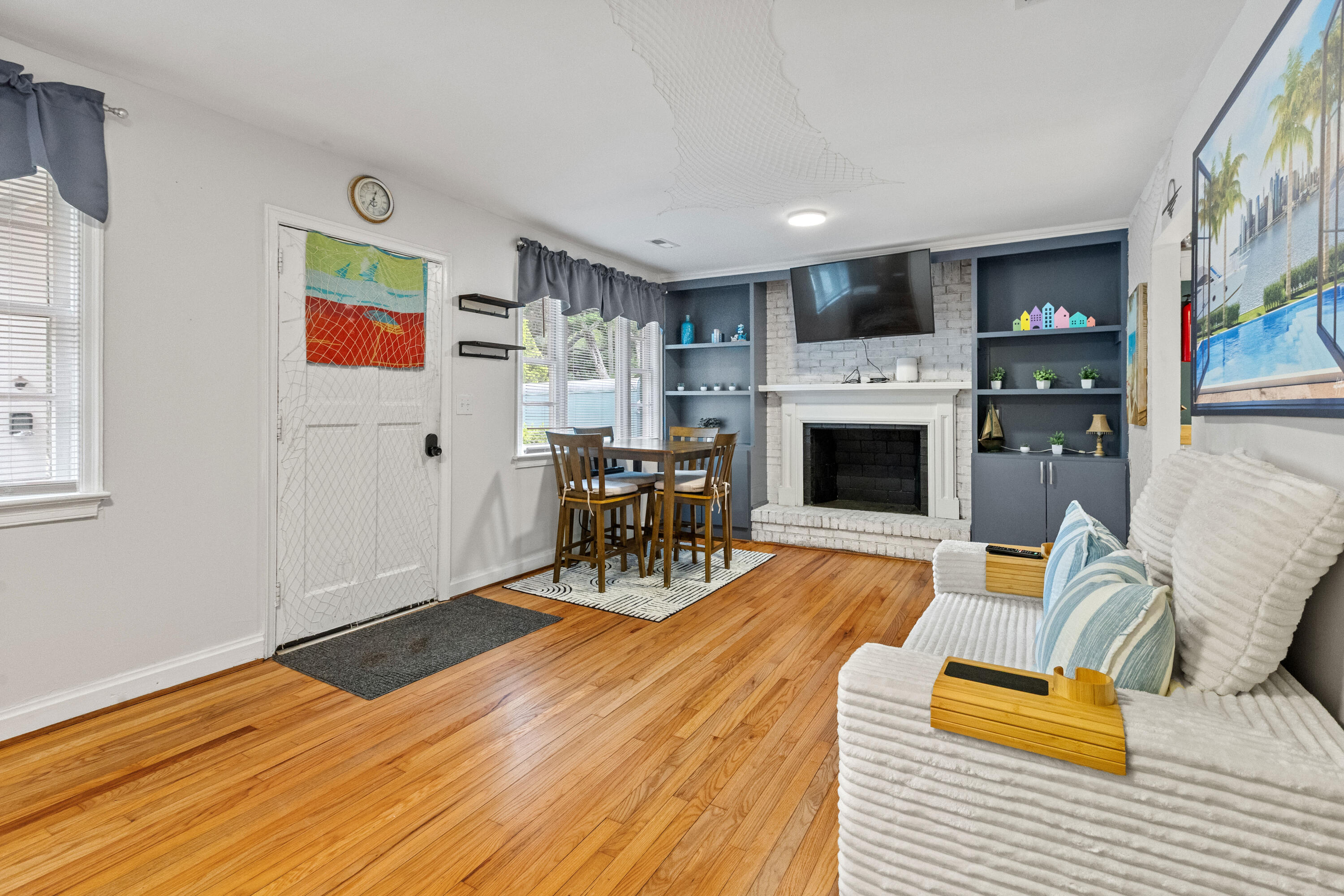 1135 Greenhill Road