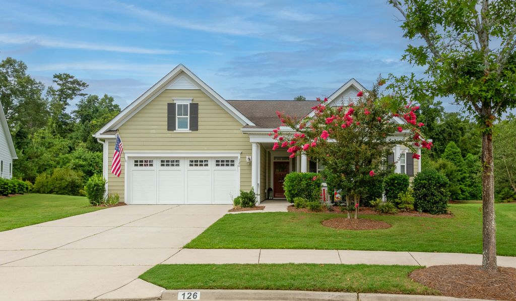 Photo of 126 Citrea Drive, Summerville, SC 29483 (MLS # 26002053)