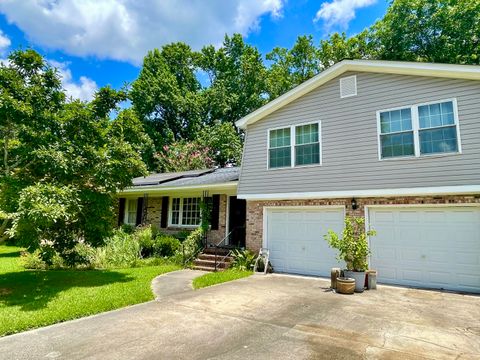 Photo of 48 Heathwood Drive, Charleston, SC 29407 (MLS # 25018503)