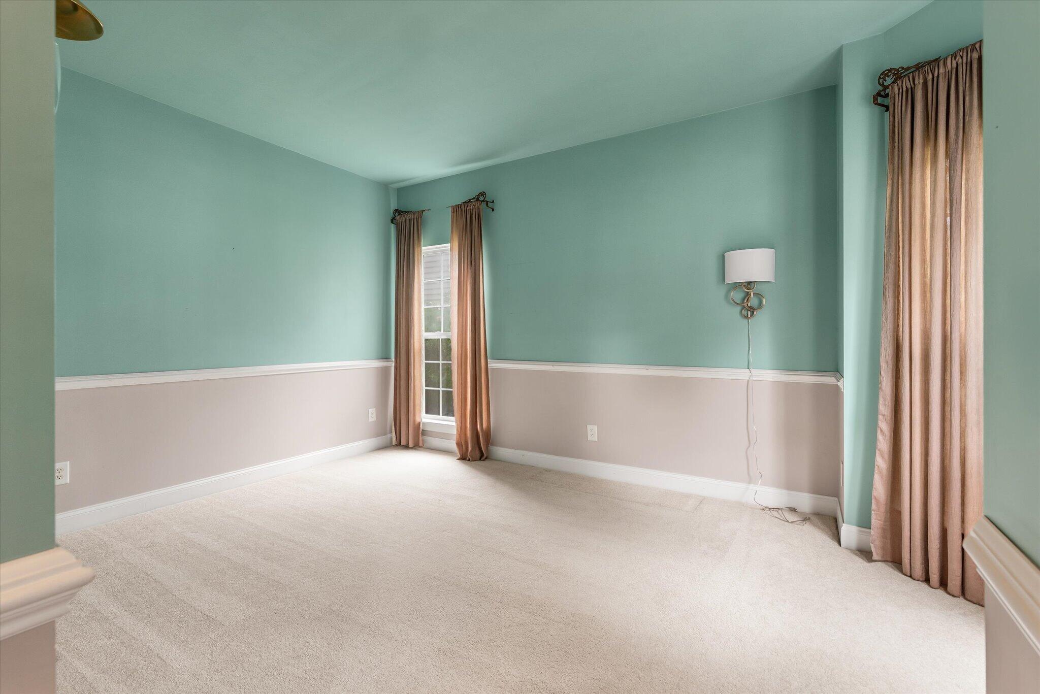 5284 Mulholland Drive