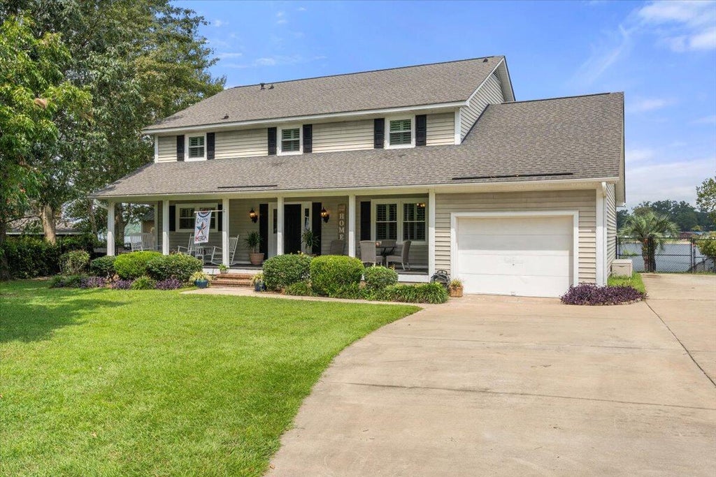 Photo of 1172 Striper Drive, Manning, SC 29102 (MLS # 26016481)
