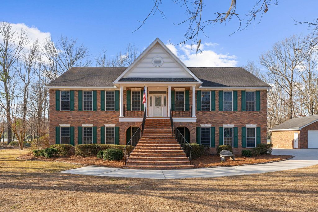 Photo of 146 Loganberry Circle, Goose Creek, SC 29445 (MLS # 26002822)