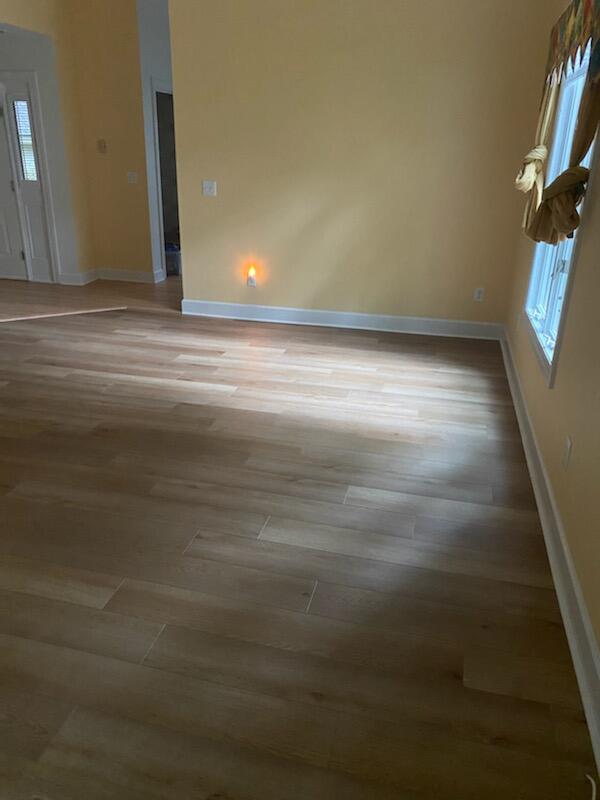 2743 Old Oak Walk