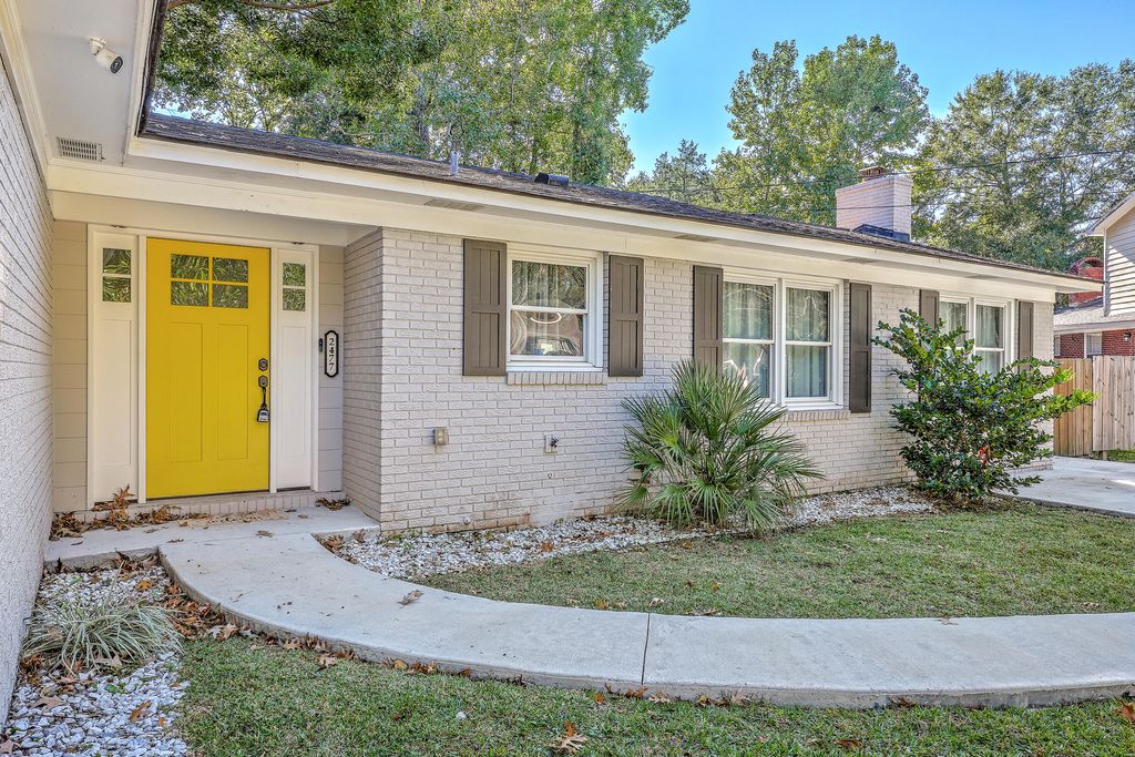 Photo of 2477 Swallow Drive, Charleston, SC 29414 (MLS # 26001153)
