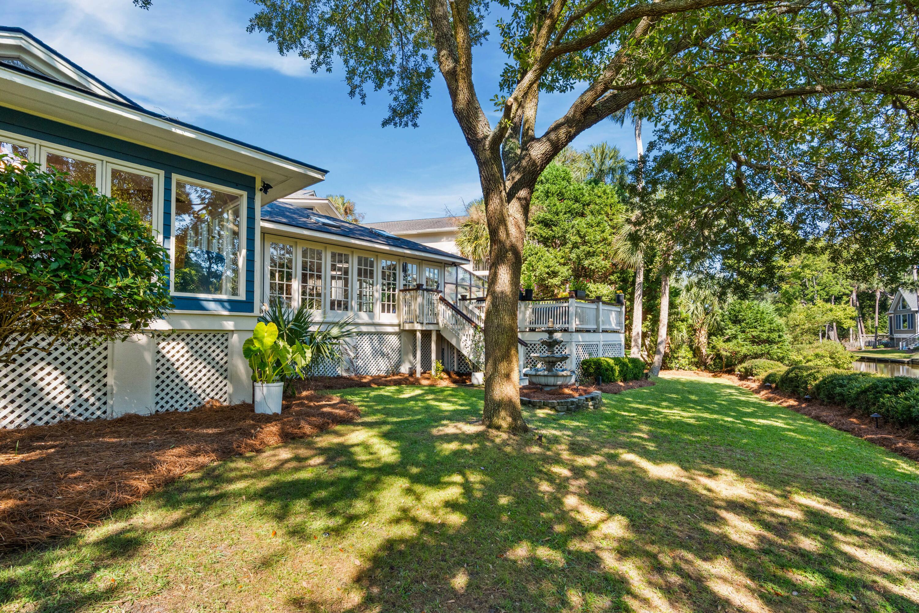 6 Sandwedge Lane