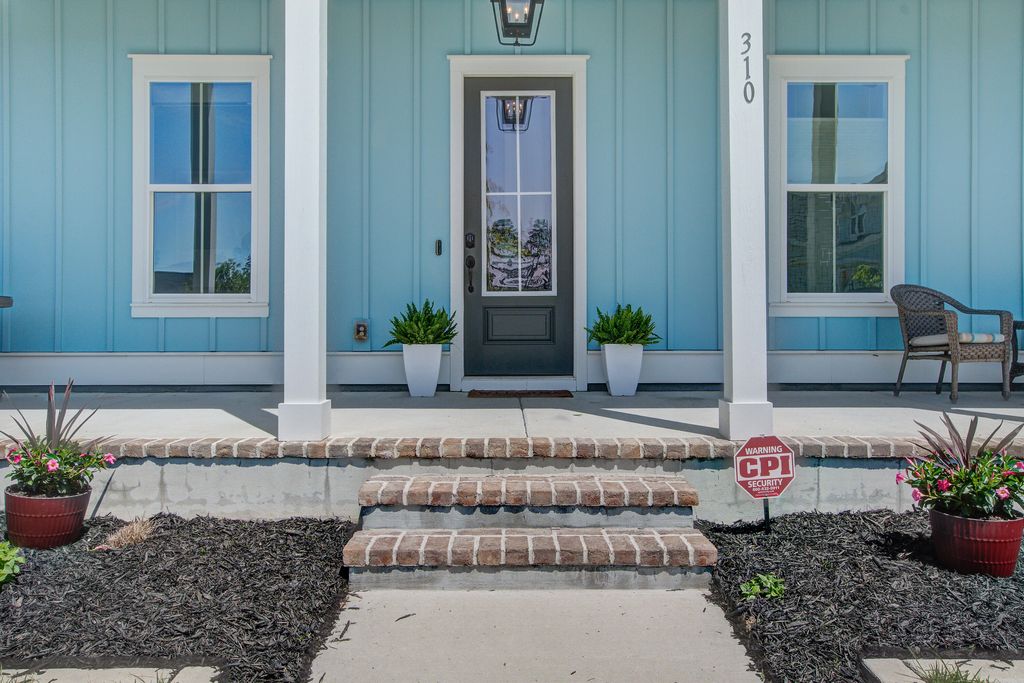 Photo of 310 Ripple Park Drive, Summerville, SC 29486 (MLS # 25009625)