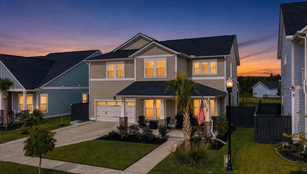 Photo of 200 Denham Street, Summerville, SC 29486 (MLS # 26028038)