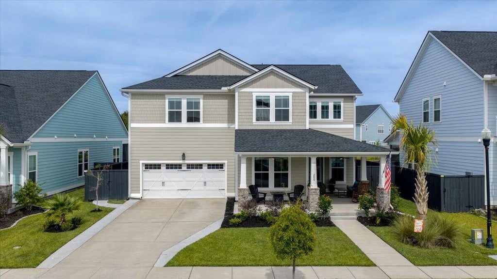 Photo of 200 Denham Street, Summerville, SC 29486 (MLS # 26028038)