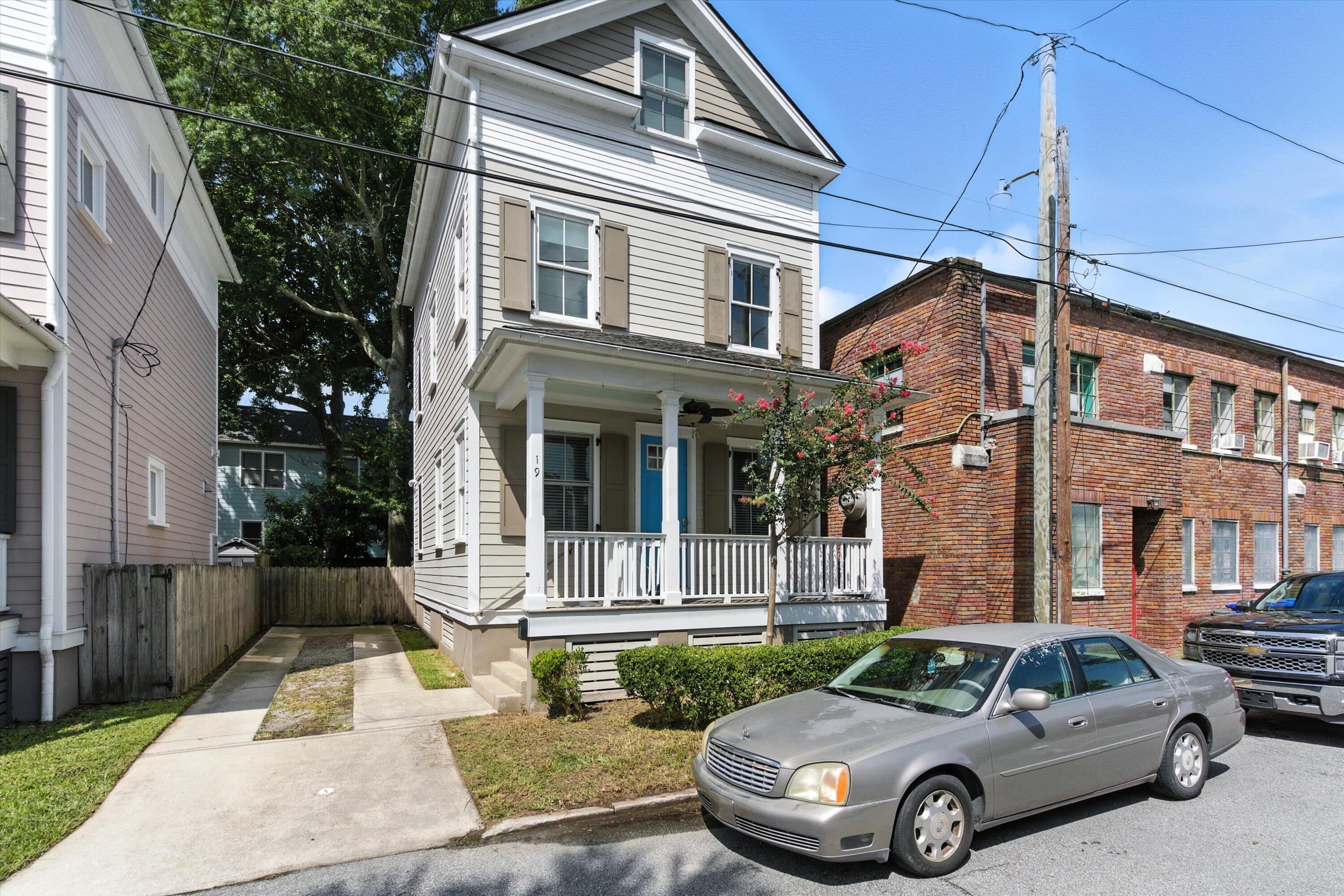 19 Dewey Street
