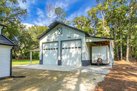 A home in Summerville