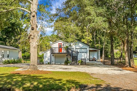 A home in Summerville