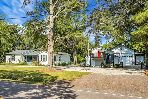 A home in Summerville