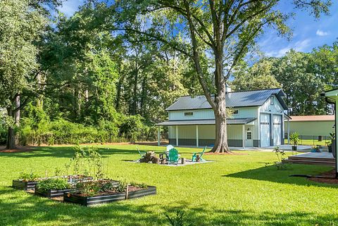 A home in Summerville