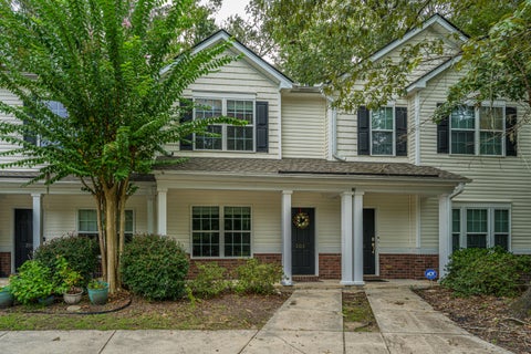 Photo of 202 Twin Tree Drive, Summerville, SC 29485 (MLS # 26025377)