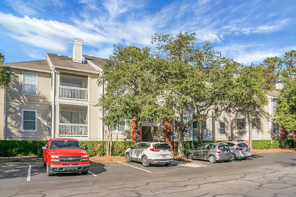 Photo of 1600 Long Grove Drive #1223, Mount Pleasant, SC 29464 (MLS # 26000028)