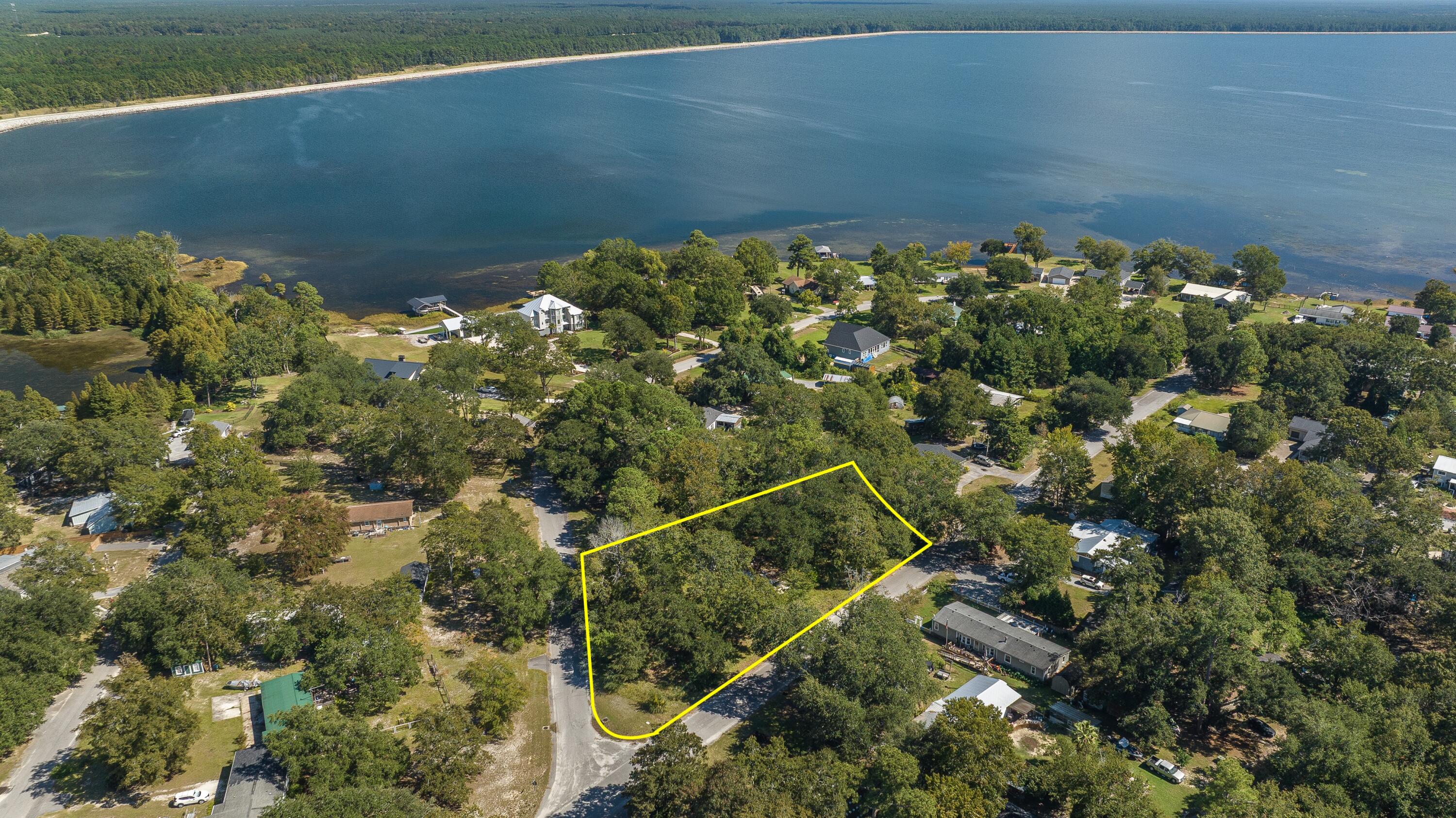 102 Catfish Landing Circle