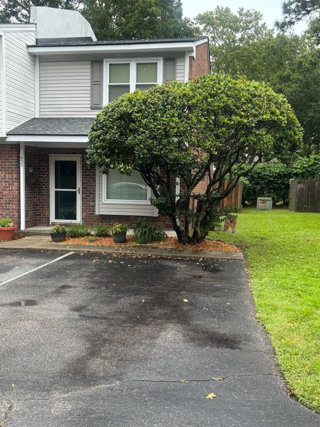 Photo of 1057 Hunters Trace, Mount Pleasant, SC 29464 (MLS # 25024567)