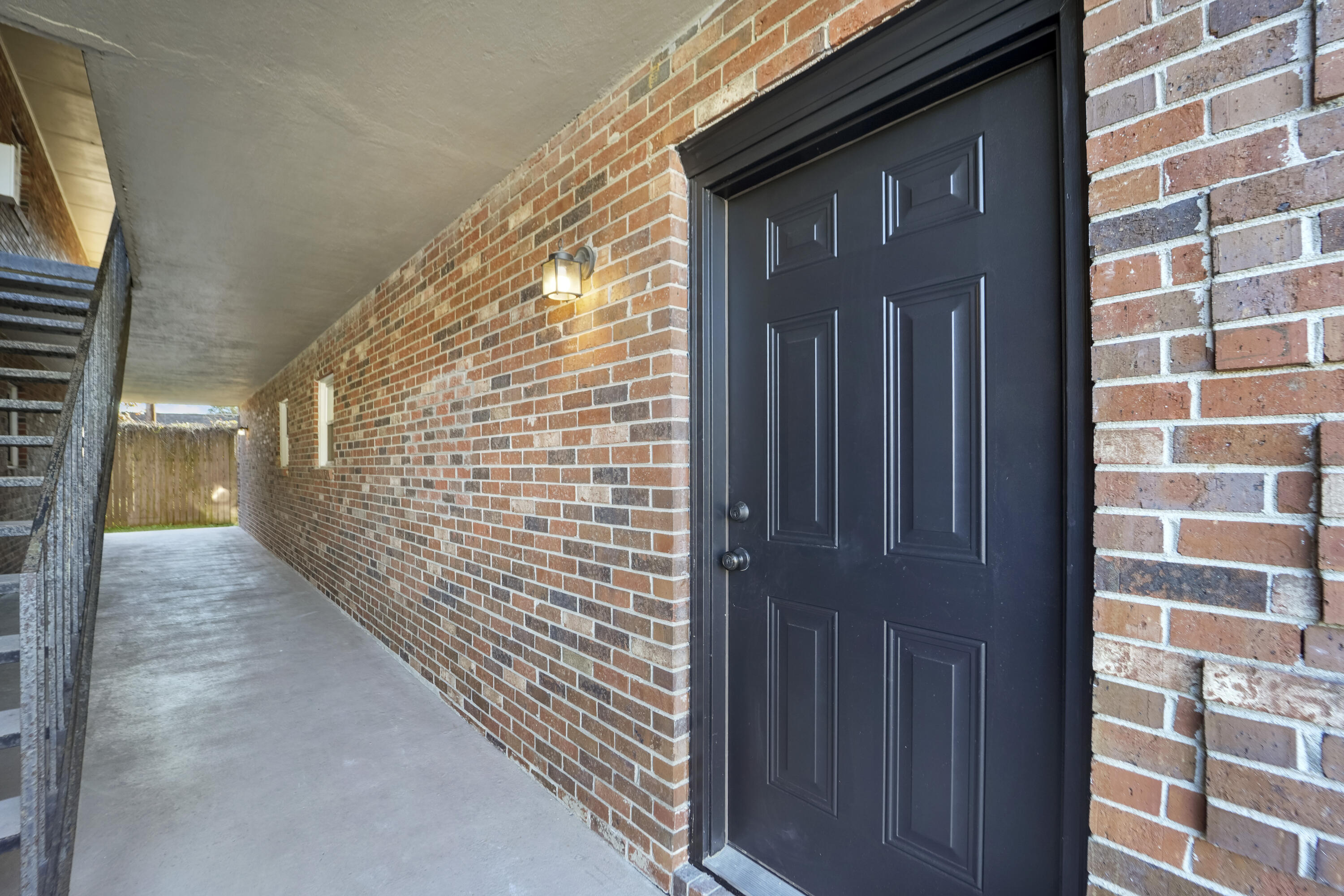 415 Parkdale Drive 2b