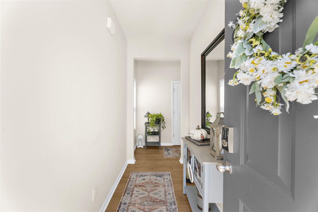 Photo of 163 Surfbird Road, Summerville, SC 29486 (MLS # 26006063)