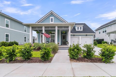 Photo of 2221 Generals Street, Charleston, SC 29492 (MLS # 25015323)