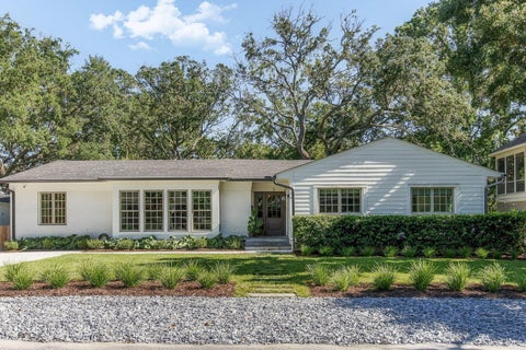 Photo of 3 Rebellion Road, Charleston, SC 29407 (MLS # 26027553)