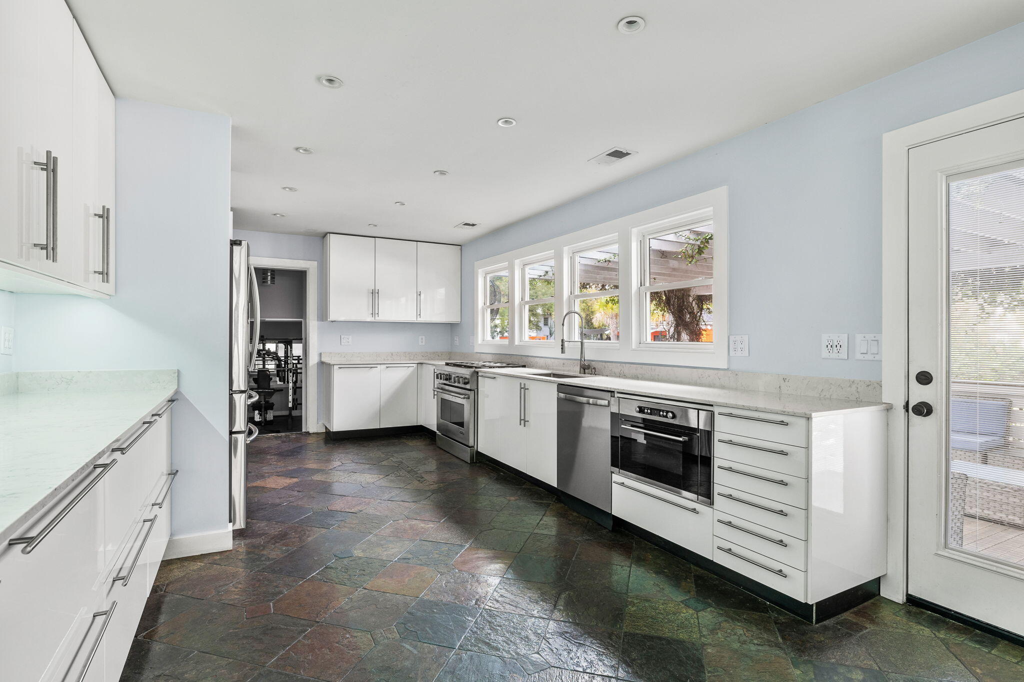 43 N Enston Avenue