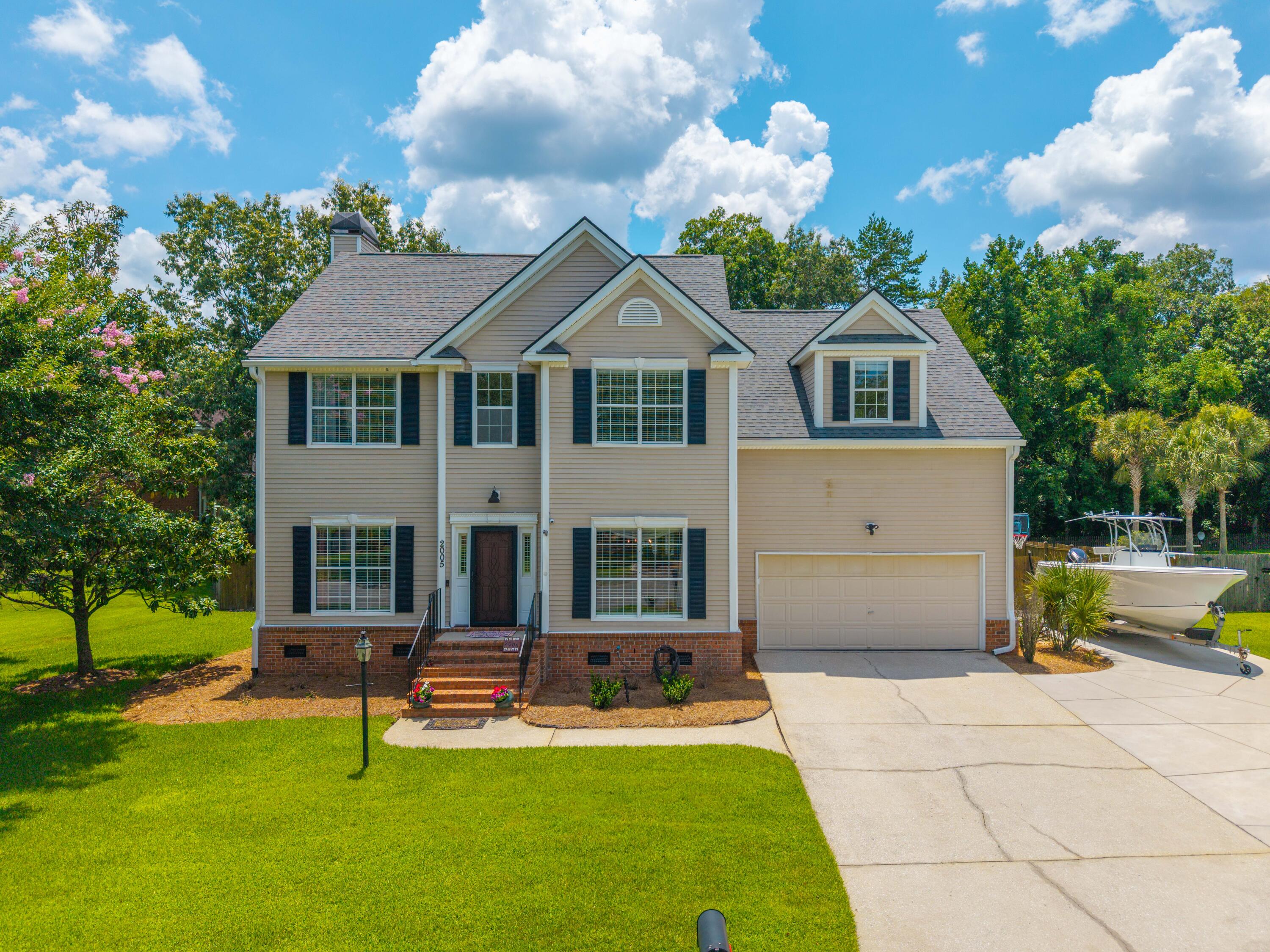 2005 Thornhill Drive