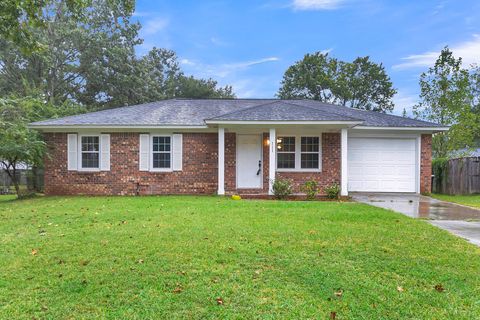 A home in Summerville