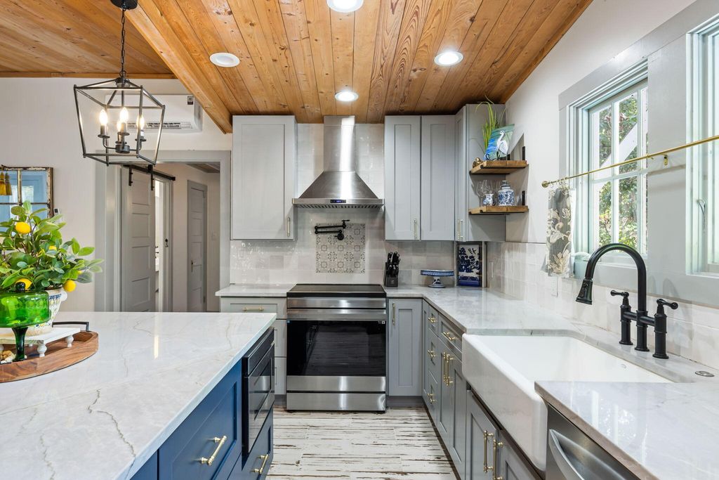 Photo of 212 E Hudson Avenue, Folly Beach, SC 29439 (MLS # 25026179)